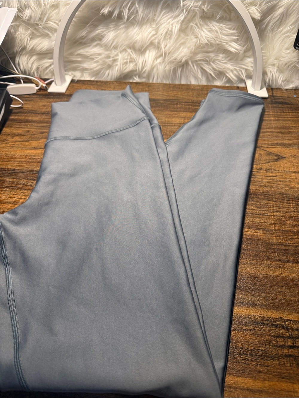 ALO Yoga High-Waist Leggings in Slate Gray-Blue
